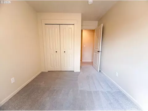 Bedroom - 2817 SE Condor Ave, Gresham, OR 97080 photo 5 of 6