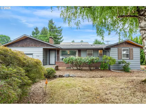 516 NE 106th Pl, Portland, OR 97220