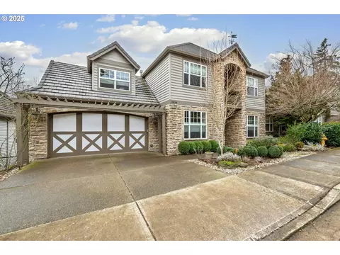 3636 Landis St, West Linn, OR 97068