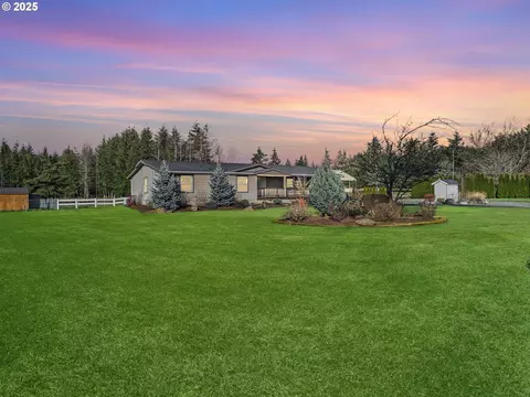 35561 SE Tracy Rd, Estacada, OR 97023