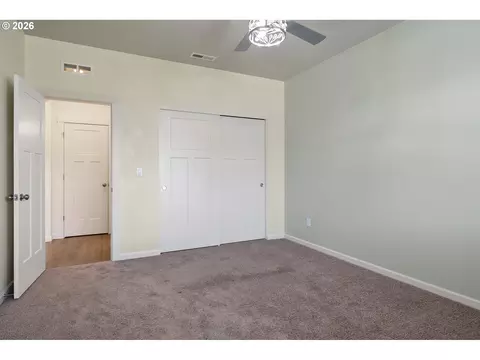 2321 SE Teal Ave, Gresham, OR 97080 photo 17