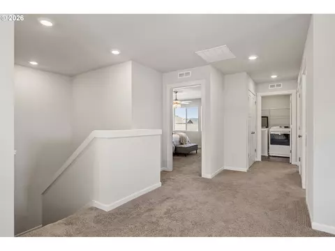 2321 SE Teal Ave, Gresham, OR 97080 photo 21