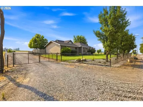 Exterior - 80036 Prindle Loop Rd, Hermiston, OR 97838 photo 6 of 12