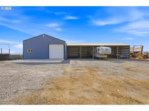 Exterior - 80036 Prindle Loop Rd, Hermiston, OR 97838 photo 7 of 12