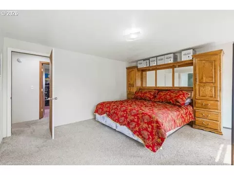 Bedroom - 80036 Prindle Loop Rd, Hermiston, OR 97838 photo 1 of 4