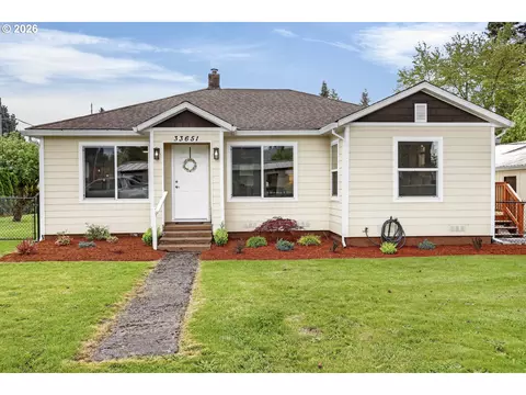 33651 SE Santosh St, Scappoose, OR 97056