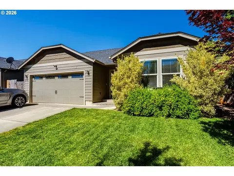 87792 Lark St, Veneta, OR 97487