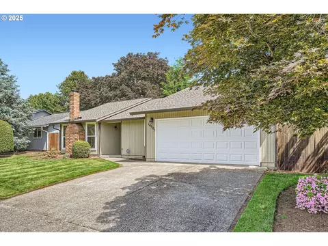 14905 SE Stevenson Dr, Vancouver, WA 98683