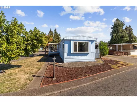 205 S 54th St #115, Springfield, OR 97478