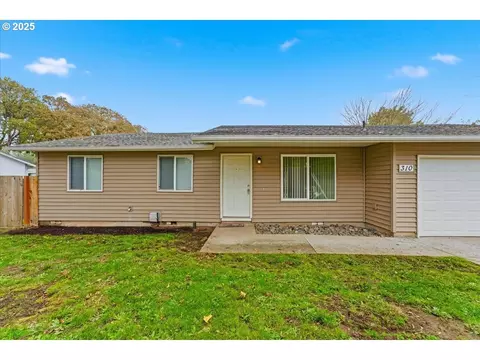 310 NE 34th Pl, Hillsboro, OR 97124