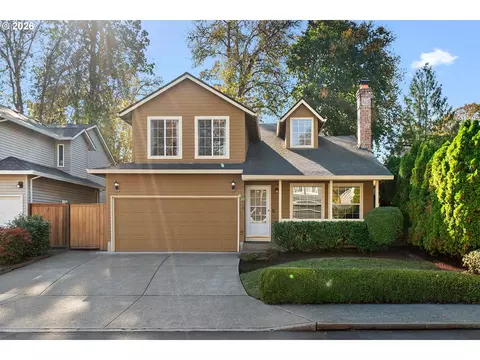 8414 SW Langtree St, Portland, OR 97224