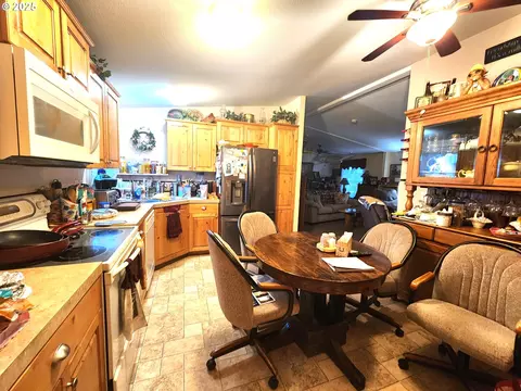 845 W Arch St, Union, OR 97883 photo 5