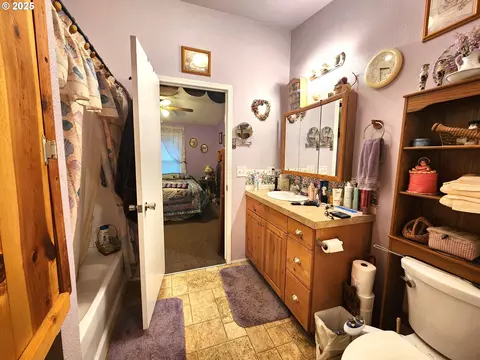 845 W Arch St, Union, OR 97883 photo 9