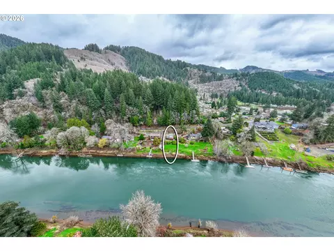 View/Area - 10919 E Mapleton Rd, Mapleton, OR 97453 photo 3 of 9