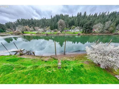 View/Area - 10919 E Mapleton Rd, Mapleton, OR 97453 photo 1 of 9