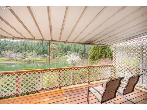 Exterior - 10919 E Mapleton Rd, Mapleton, OR 97453 photo 3 of 7