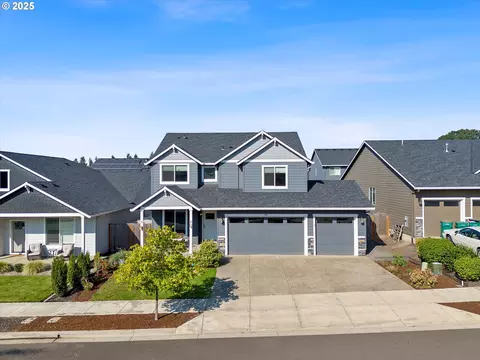 3961 N Boomer Dr, Newberg, OR 97132