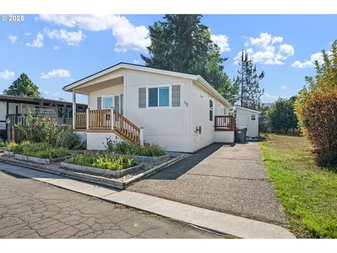 1415 S Bertelsen Rd #112, Eugene, OR 97402