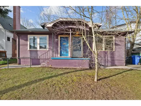 4635 N 4637 N Congress Ave, Portland, OR 97217
