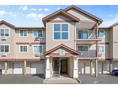 750 NW 185th Ave #203, Beaverton, OR 97006