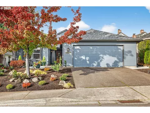 16333 SW 129th Ter, Portland, OR 97224