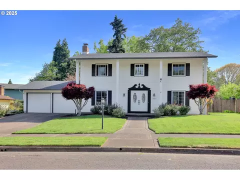 1925 Coventry Way, Eugene, OR 97405