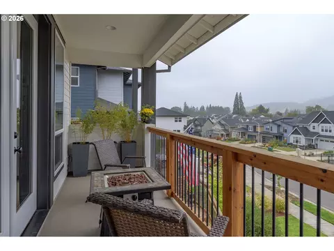Exterior - 128 E Taylor Dr, Newberg, OR 97132 photo 3 of 12