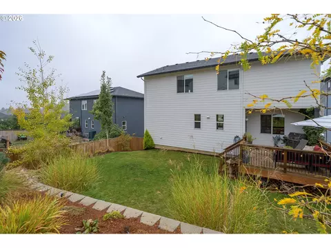 Exterior - 128 E Taylor Dr, Newberg, OR 97132 photo 12 of 12
