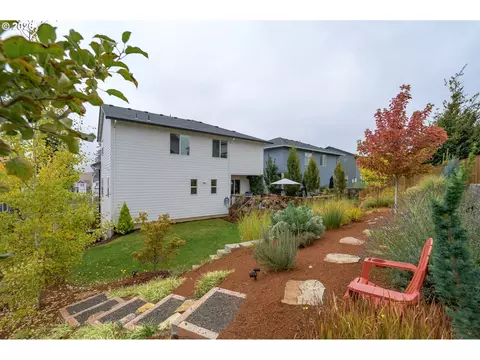 Exterior - 128 E Taylor Dr, Newberg, OR 97132 photo 11 of 12
