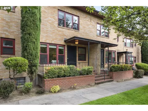 1420 NE 21st Ave #18, Portland, OR 97232