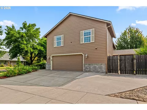 Exterior - 5894 Firestone Dr, Eugene, OR 97402 photo 6 of 6