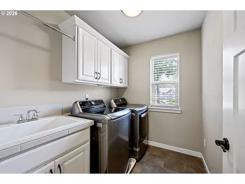 Other - 3237 Timberline Dr, Eugene, OR 97405 photo 3 of 5