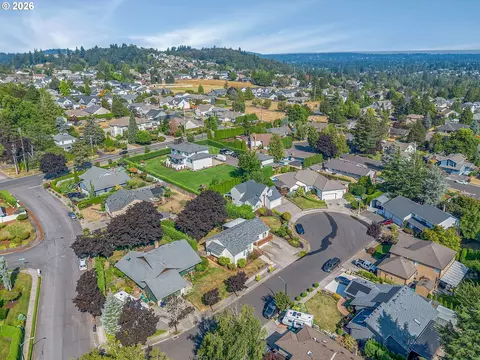View/Area - 2905 SW Redfern Pl, Gresham, OR 97080 photo 2 of 3