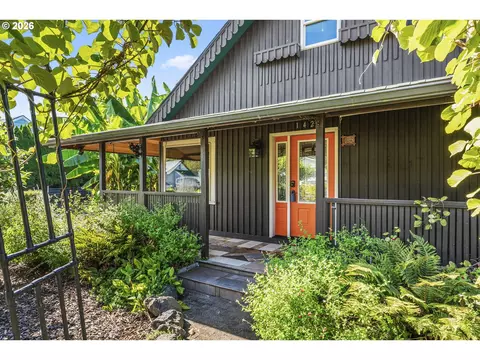 1423 Ross Ave, Kelso, WA 98626