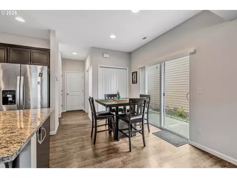 Dining - 2137 SE 15th Aly, Gresham, OR 97080 photo 1 of 1