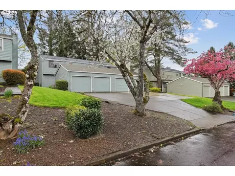 14661 SW 106th Ave, Portland, OR 97224