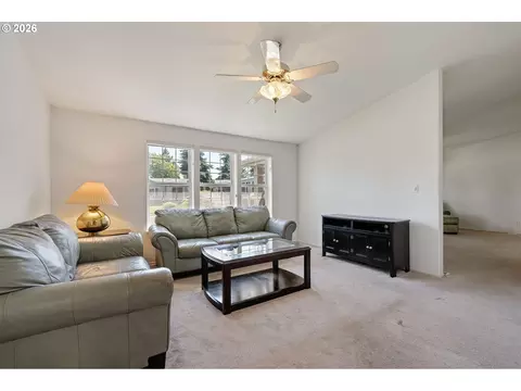 3220 Crescent Ave #39, Eugene, OR 97408 photo 23