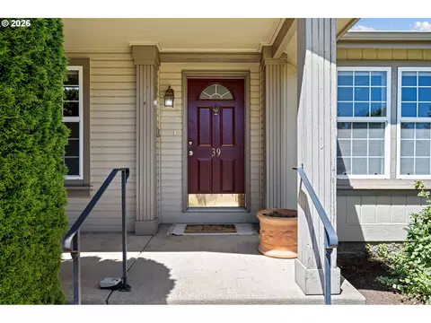3220 Crescent Ave #39, Eugene, OR 97408 photo 2