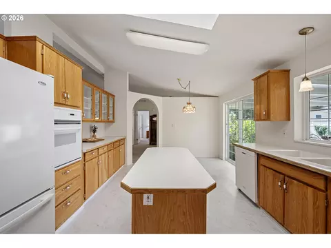 3220 Crescent Ave #39, Eugene, OR 97408 photo 14