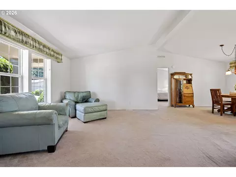 3220 Crescent Ave #39, Eugene, OR 97408 photo 4