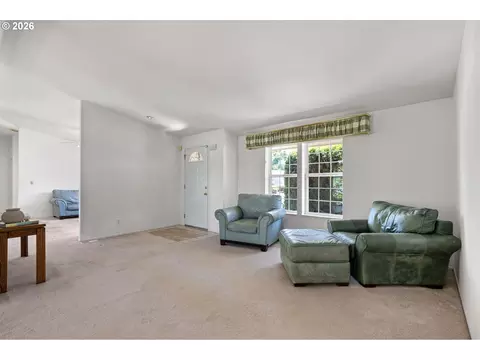 3220 Crescent Ave #39, Eugene, OR 97408 photo 6