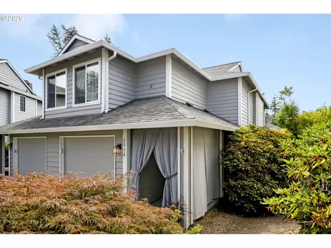 2036 Titan Ter, West Linn, OR 97068