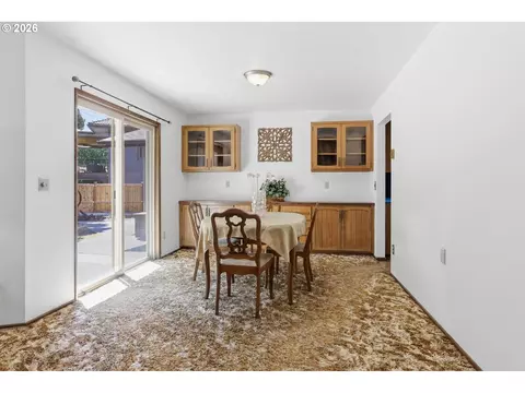 Dining - 3585 Walton Ln, Eugene, OR 97408 photo 1 of 1