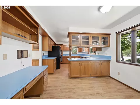 Kitchen - 3585 Walton Ln, Eugene, OR 97408 photo 1 of 5