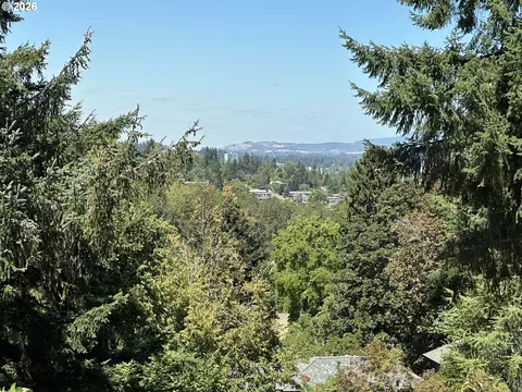 View/Area - 515 Fulvue Dr, Eugene, OR 97405 photo 1 of 2