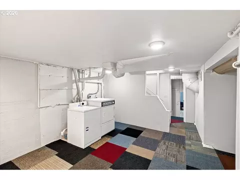 Other - 515 Fulvue Dr, Eugene, OR 97405 photo 9 of 10