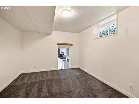 Other - 515 Fulvue Dr, Eugene, OR 97405 photo 8 of 10