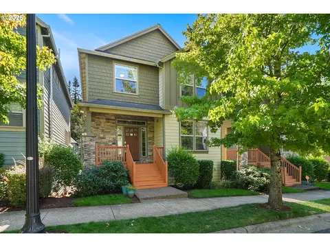 9172 SW Soprano Ln, Portland, OR 97225