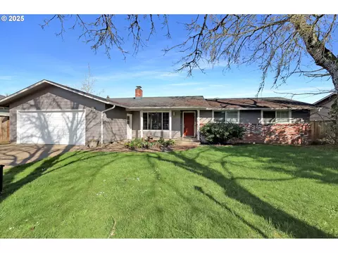 2793 Summer Ln, Eugene, OR 97404
