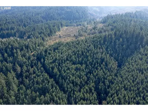 Erickson Rd, Eugene, OR 97402